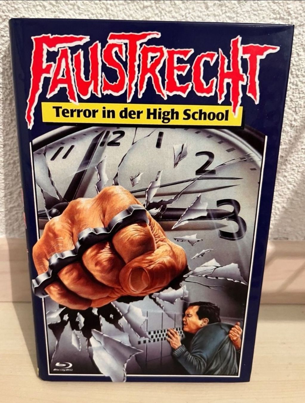 Tutti i DVDs: Faustrecht - Terror in der Highschool - Grosse Hartbox – Nuovo (secondo la descrizione) da Altstätten SG venduto da sheamus