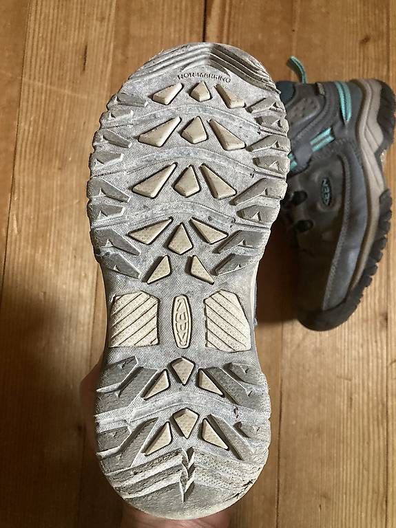 Keen Scarpe per ragazzi: Keen Wanderschuhe 32/33 – Usato da Steg im Tösstal venduto da mimu_87 1