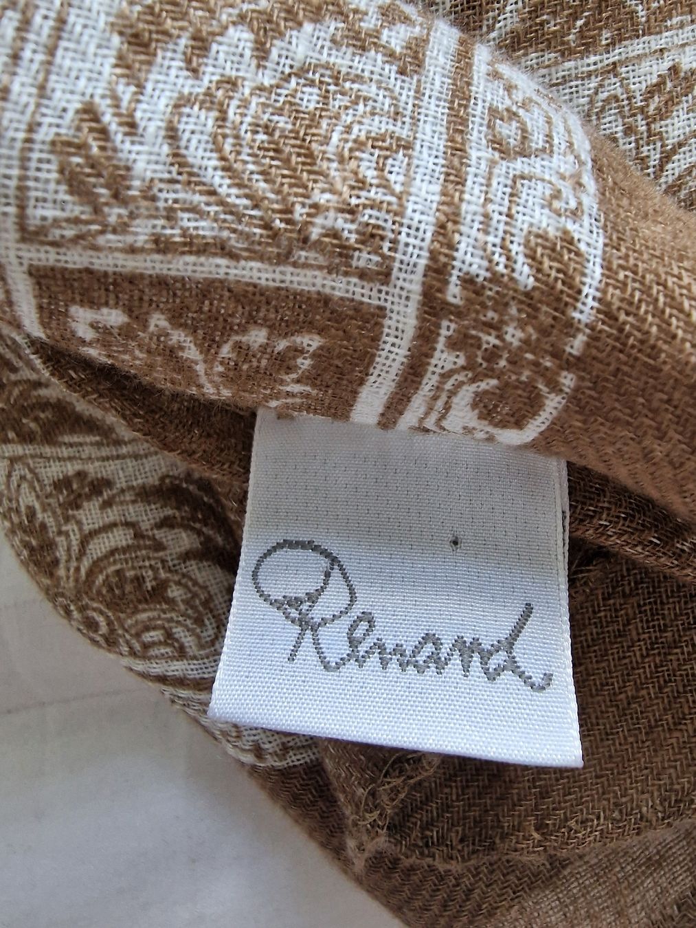 Foulard & Sciarpe: Sommerschal – Usato da St. Niklausen LU venduto da wishbonerfb 2