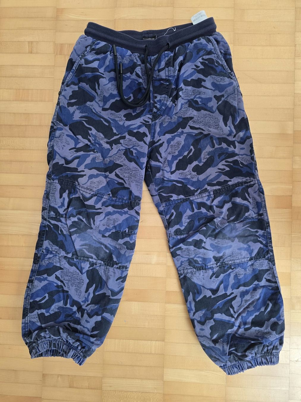 Pantalons: 2 coole Winterhosen, Gr. 110 – D'occasion à Oftringen par Tunertune 2