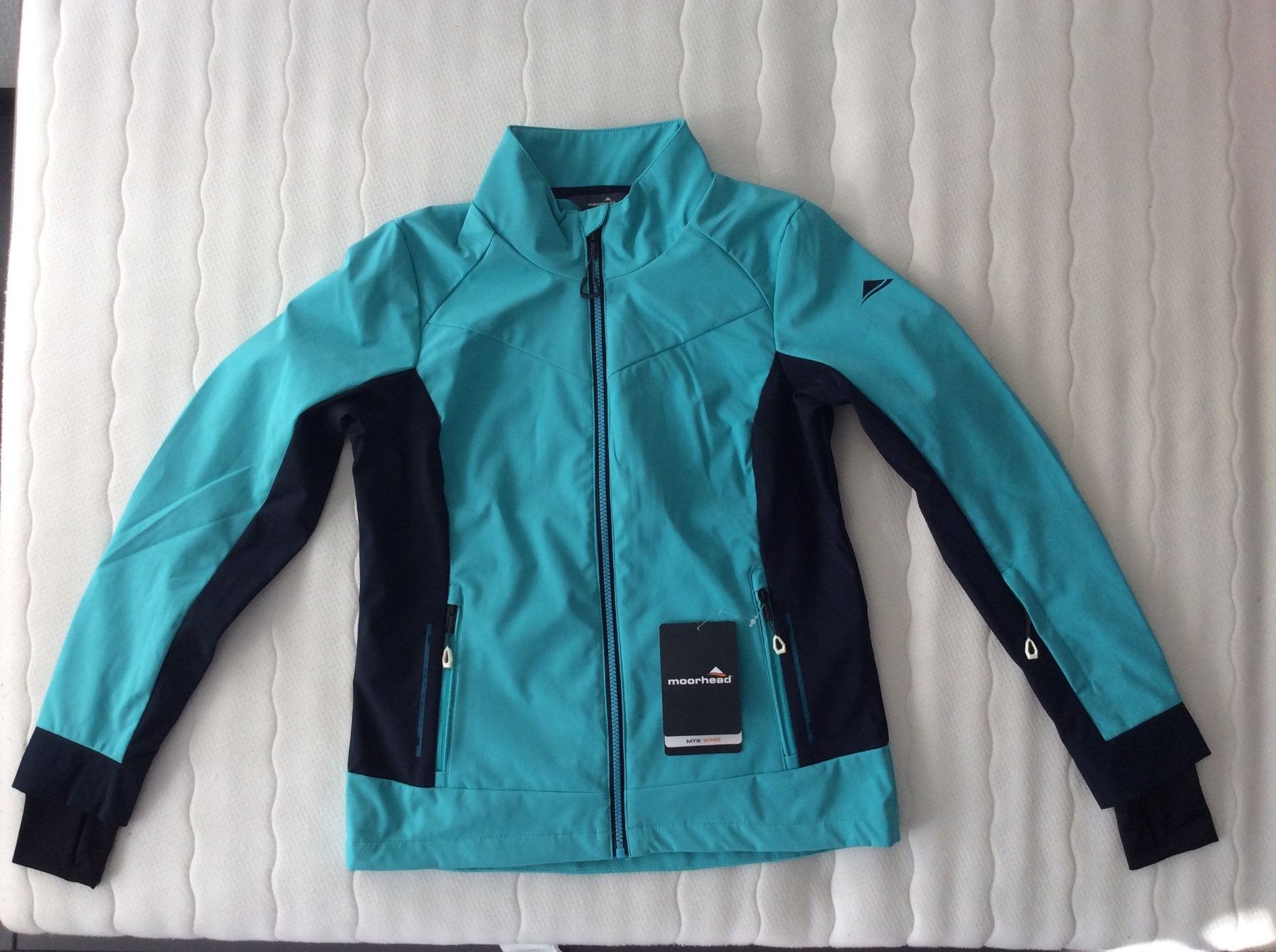 Giacche: Neue Softshelljacke Moorhead Gr.36 – Nuovo e nell'imballaggio originale da Riehen venduto da apo_n7lm 1