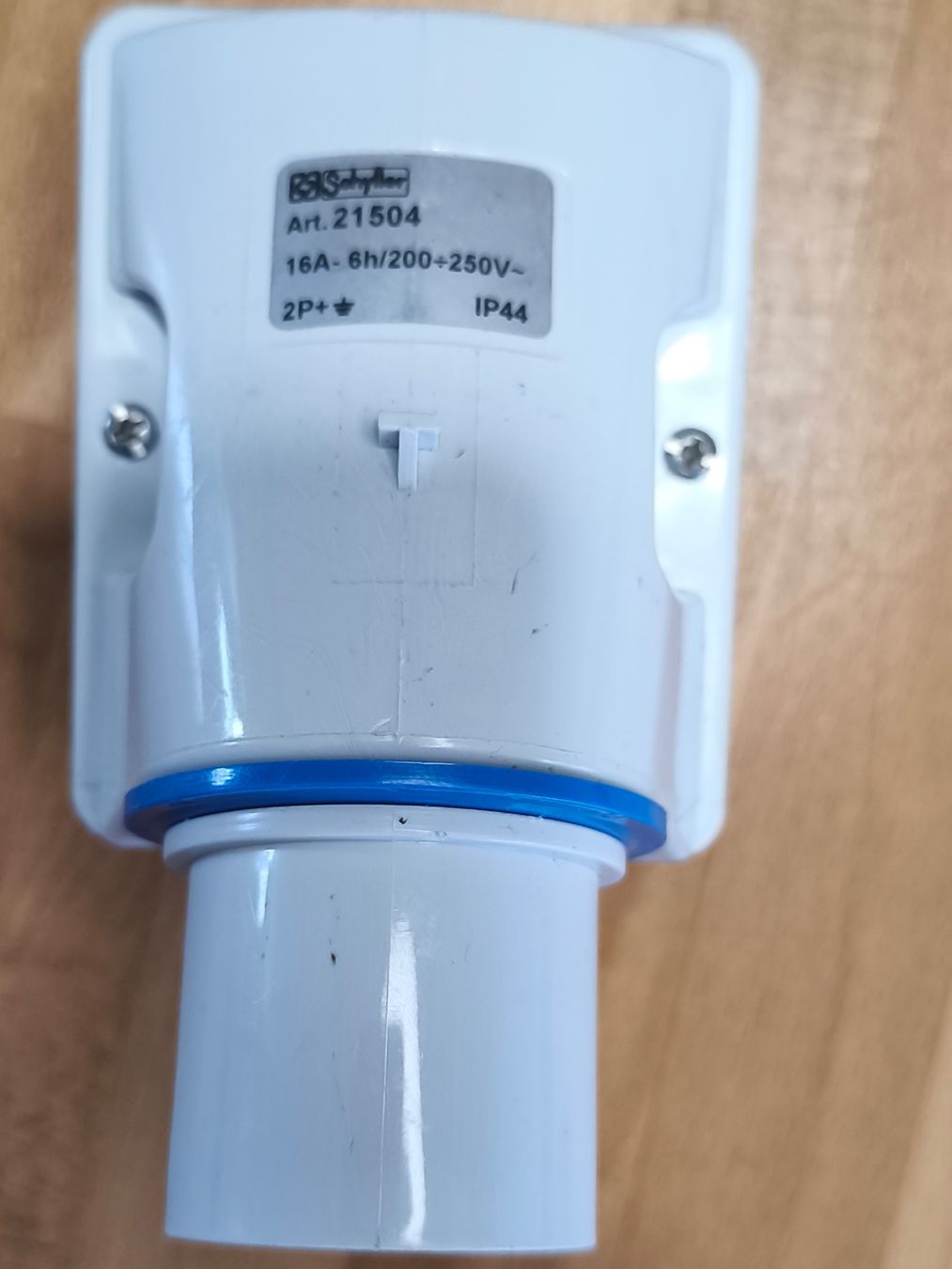 Alimentazione elettrica: Camping elektrischer CEE-Anschluss Commando / Connect-up – Usato da Biel/Bienne venduto da AnikaNah 1