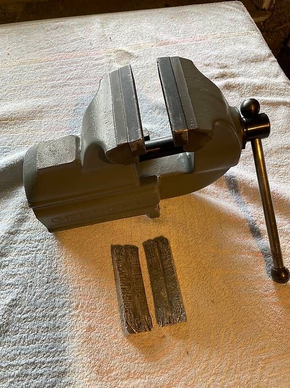 Gressel Tous les outils: Étau Gressel avec mâchoire en aluminium – Neuf (Voir description) à le locle par caryl 2