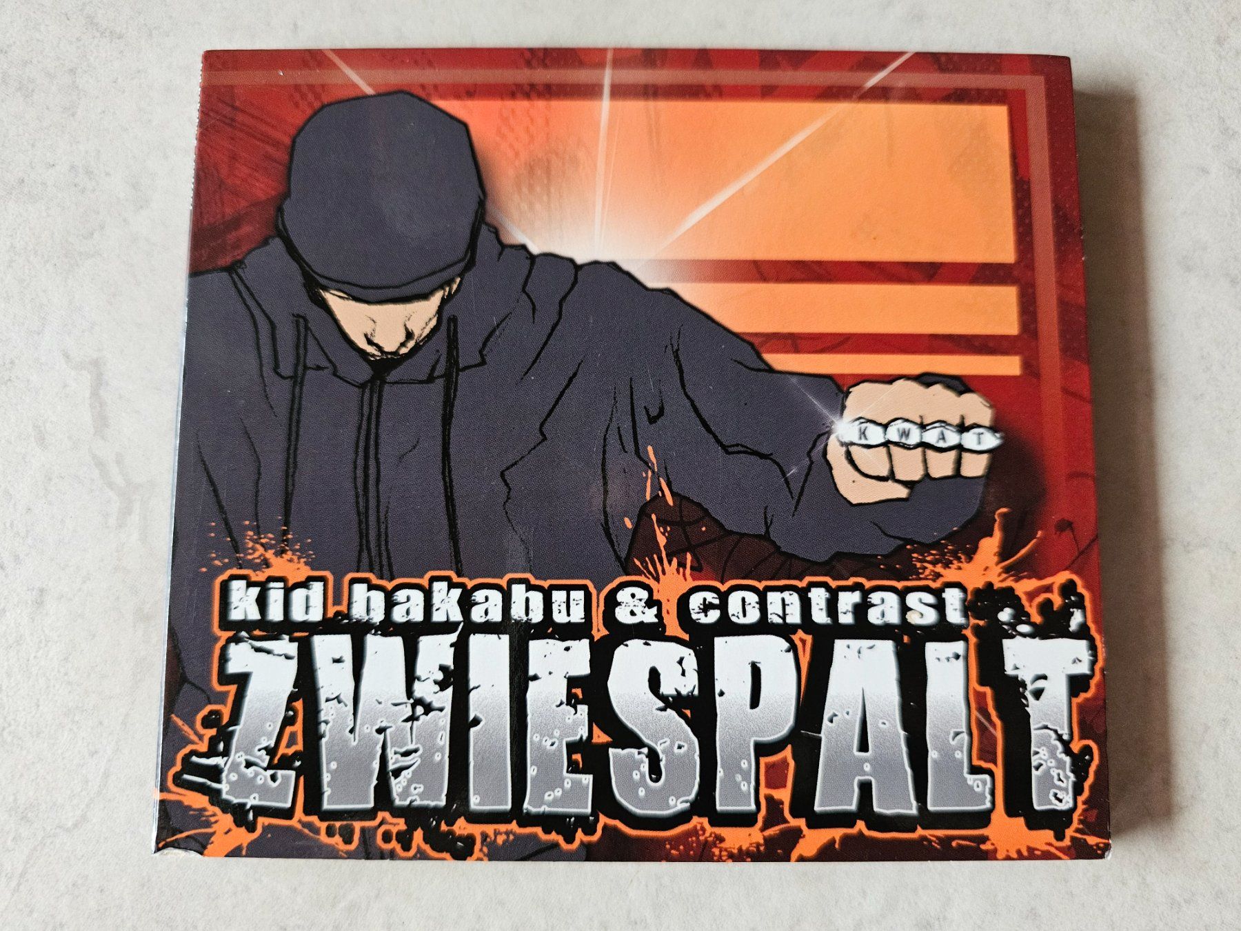CD: Kid Bakabu & Contrast  -  Zwiespalt – Usato da Schneisingen venduto da backstore24