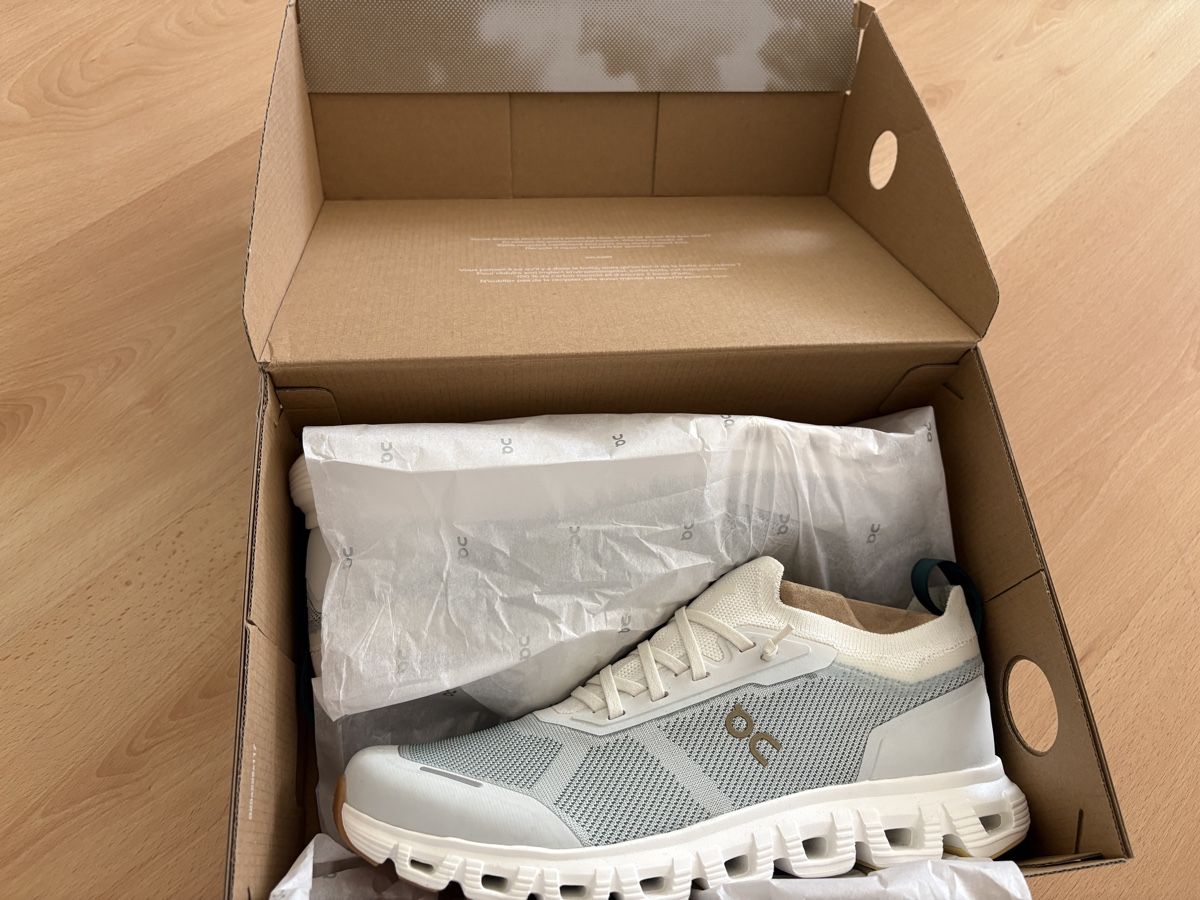 On Scarpe da uomo: ON Cloud 6 Versa Ice/Spirulina - Männer 42.5  – Nuovo (secondo la descrizione) da Elgg venduto da man_65gm 4