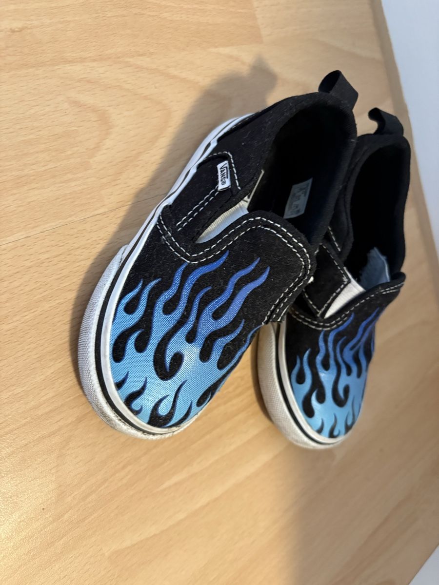Vans Schuhe für Jungen: Vans Schuhe Grösse 24,5 – Gebraucht aus St. Gallen von mir_w6bf