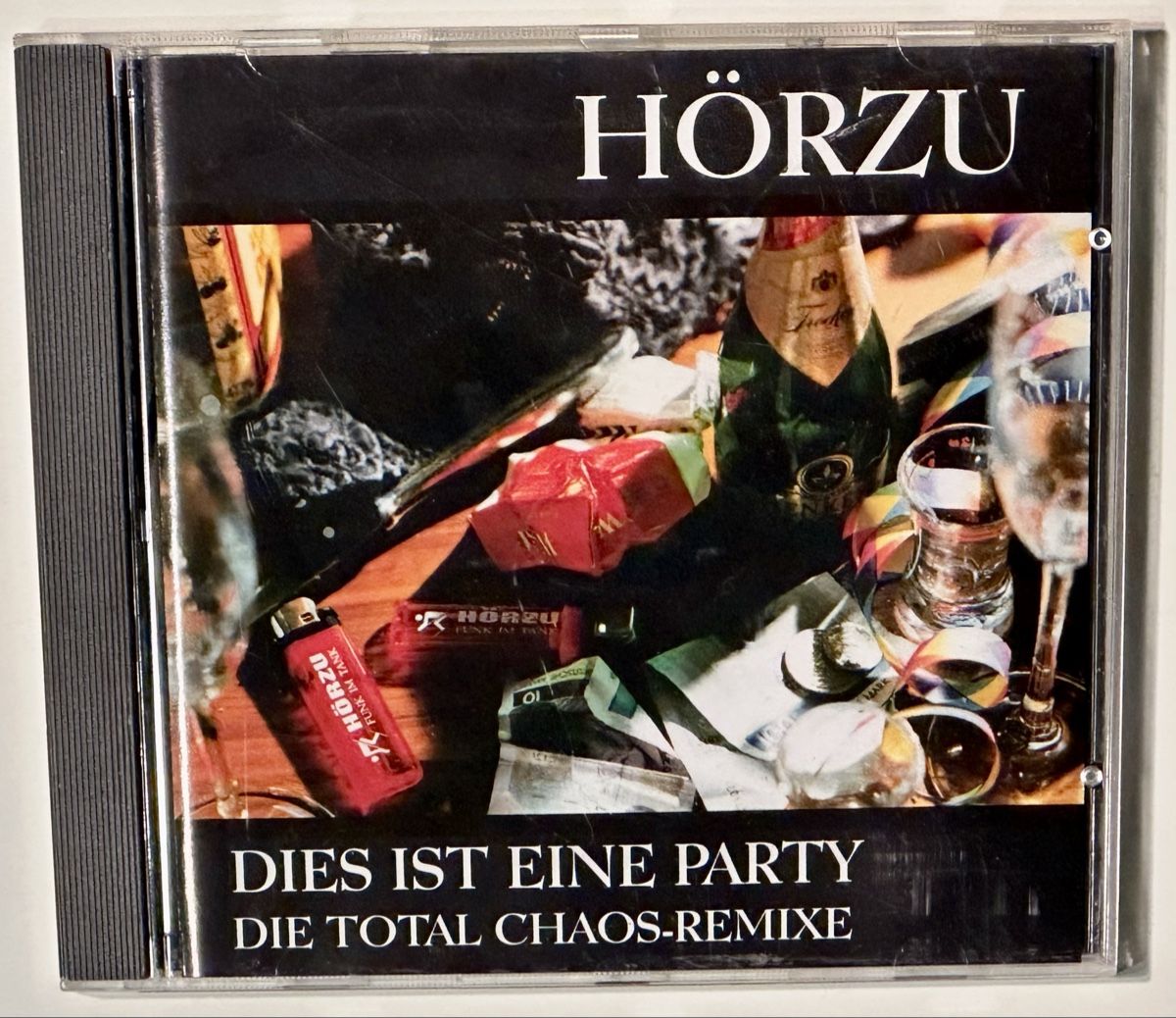 CD: Hörzu: Dies ist eine Party – Usato da Zürich venduto da alocinnovregnes