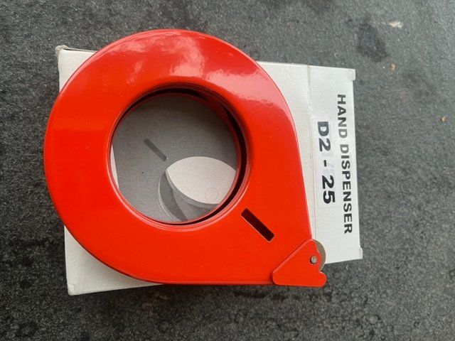 Tutti gli attrezzi: Dispenser Kleberollehalter Abroller – Nuovo e nell'imballaggio originale da Altbüron venduto da Februar26
