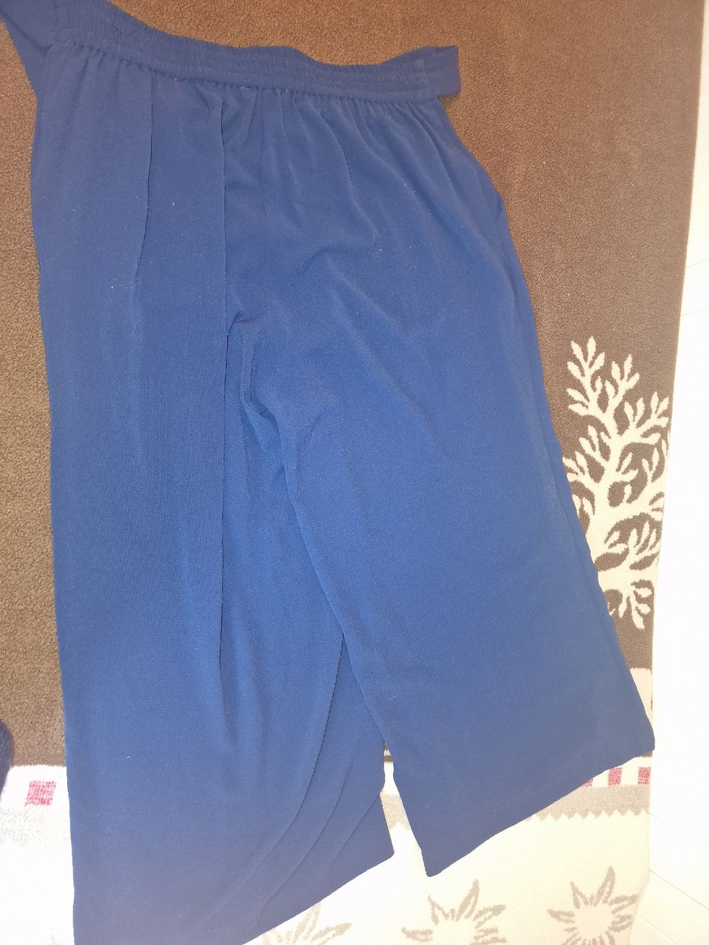 Pantaloni: Trendige Sommer Culotte Hose – Usato da Winterthur venduto da Winti1993 1
