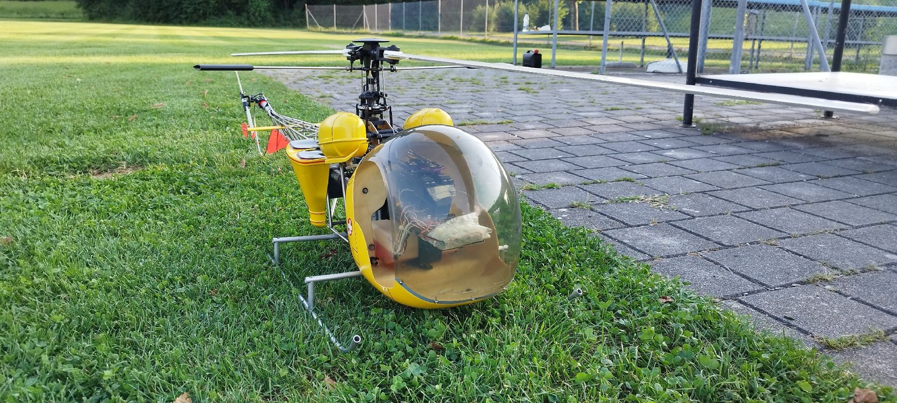 Vario Helicopter Modellismo RC: Vario Bell 47G – Difettoso da Grabs venduto da firebird.91 1