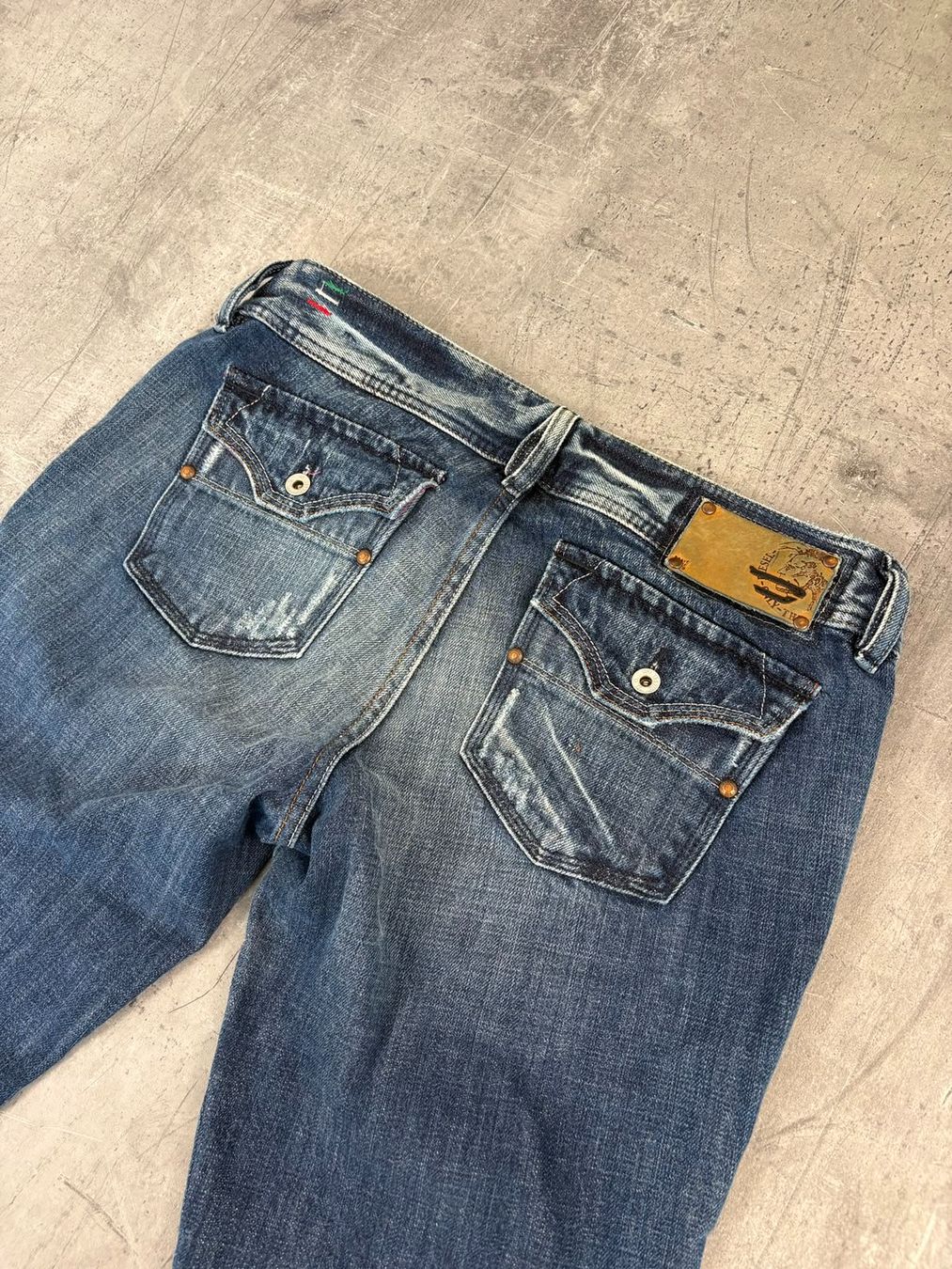 Diesel Jeans: Vintage Diesel Bootcut Jeans (M) – Neu (gemäss Beschreibung) aus Werdenberg von hase.vintage 2