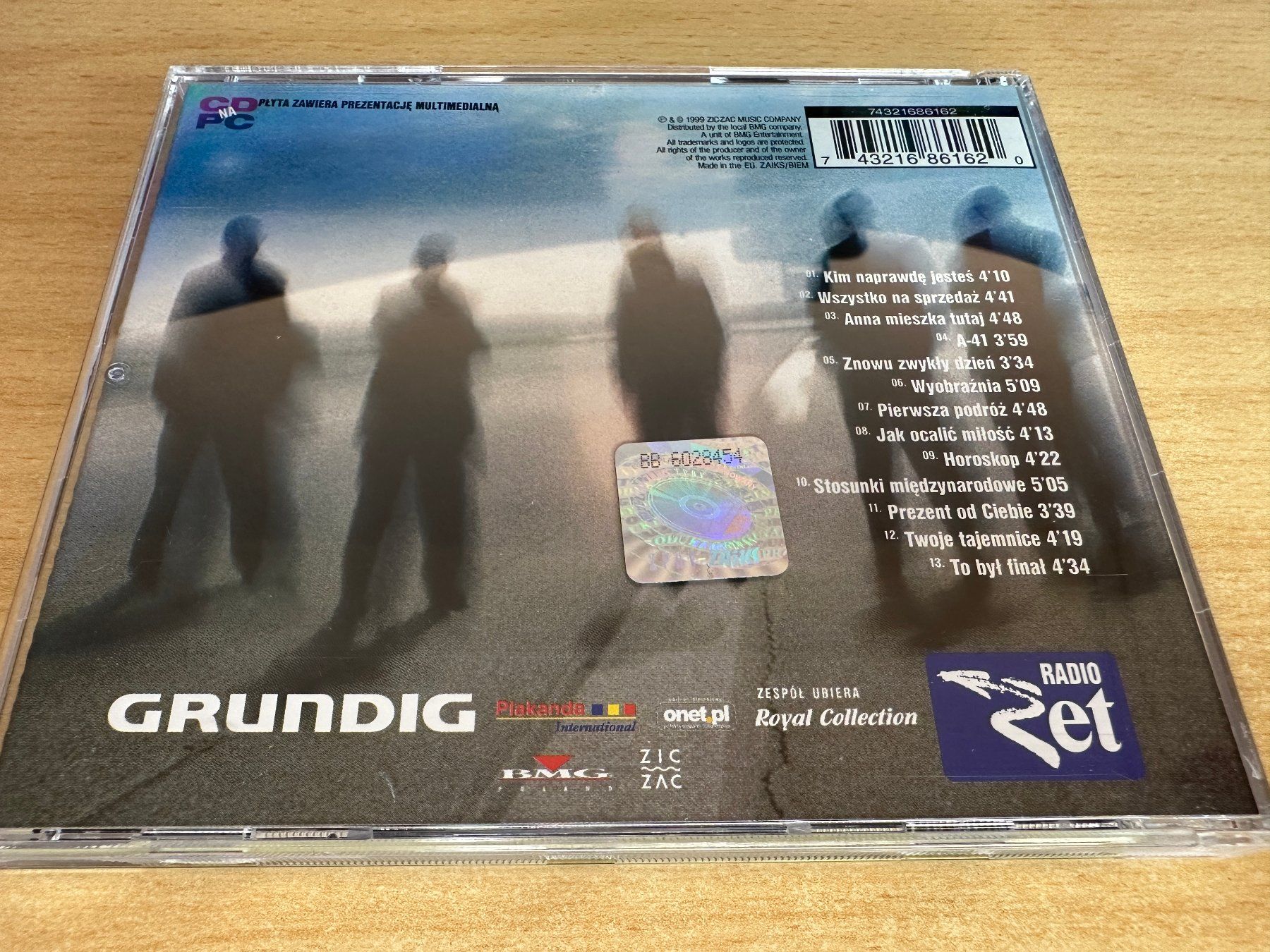 CDs: De Mono – Play – Gebraucht aus Rikon im Tösstal von Alpenmutz 1