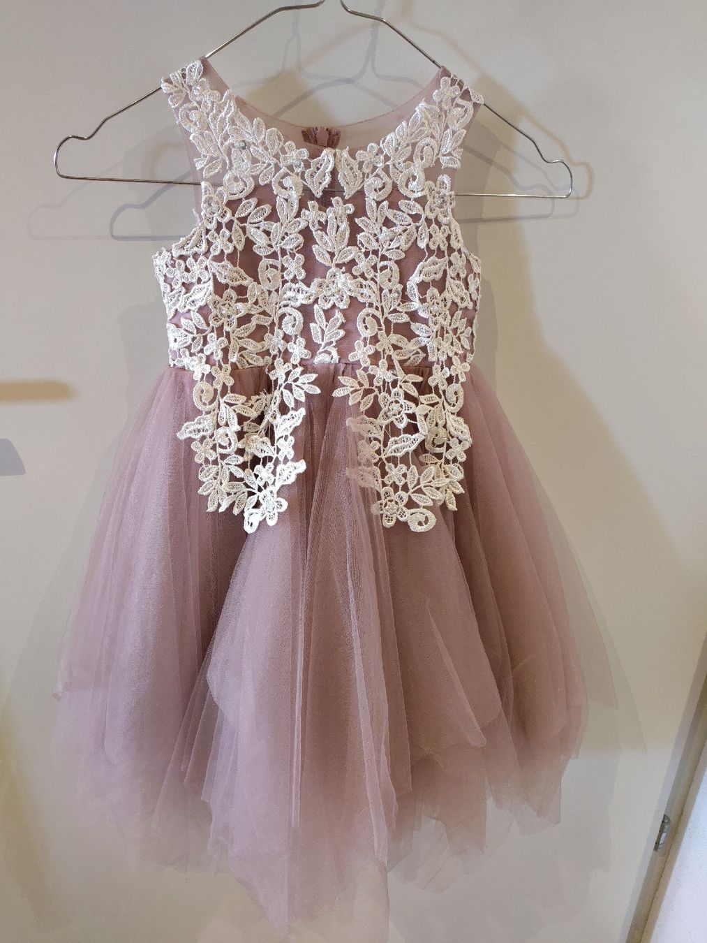 JJ’s House Vestiti & Gonne: Festliches Kleid 98/104 – Usato da Bäretswil venduto da pascale.dobler 3