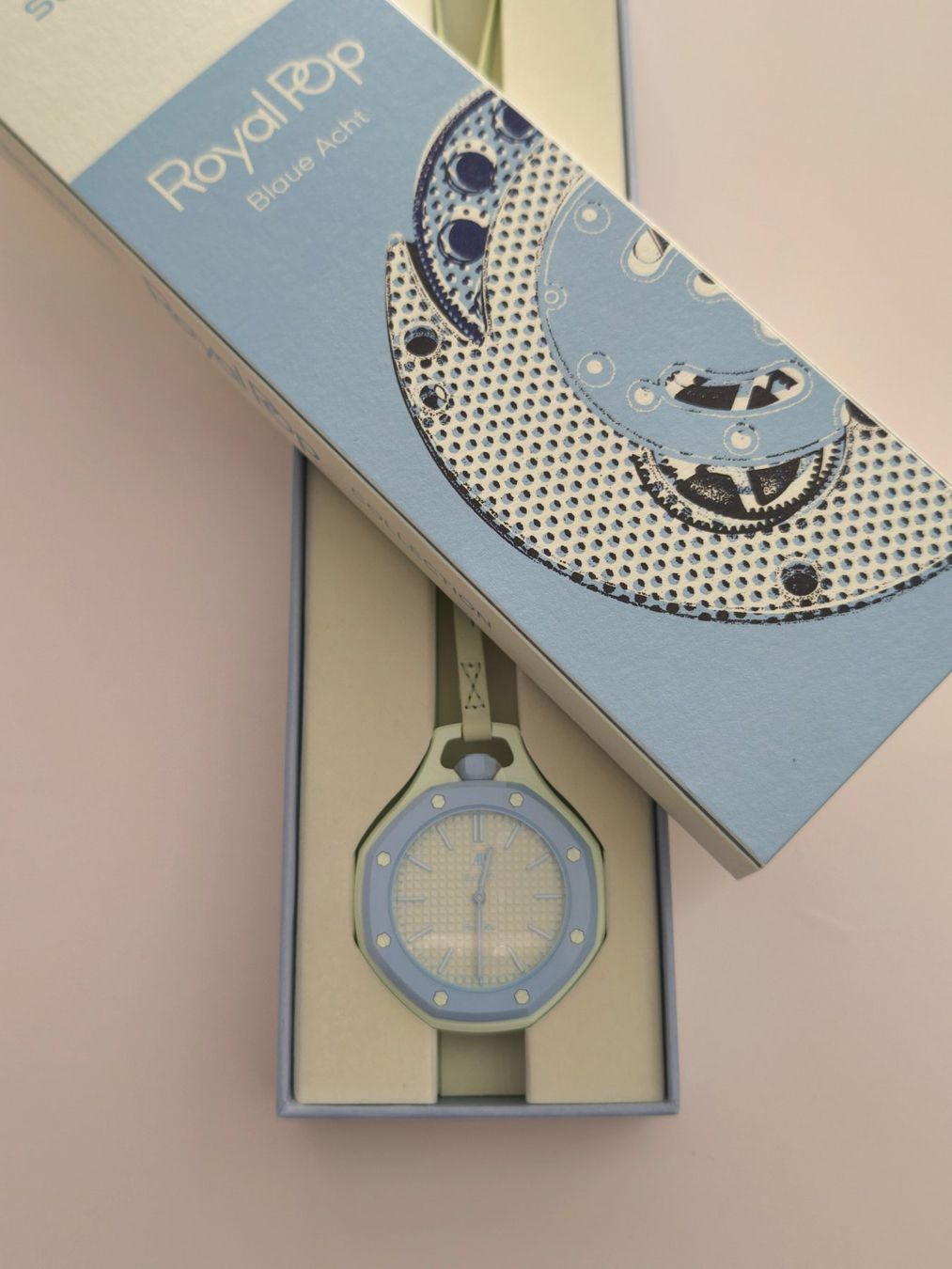 Swatch Uhren: Swatch Royal Pop x AP Blaue Acht – Neu und originalverpackt aus Basel von phunkee 4