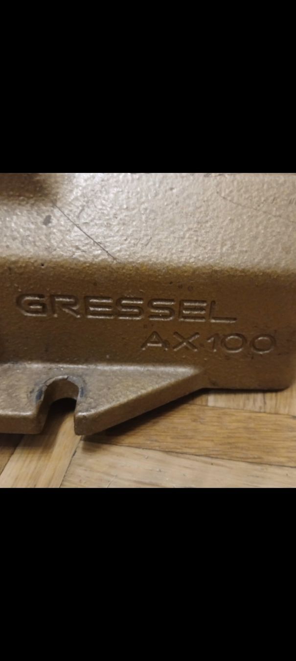 Gressel Tutti gli attrezzi: Gressel AX100 Schraubstock robust & zuverlässig – Usato da Laufen venduto da Abecd 1
