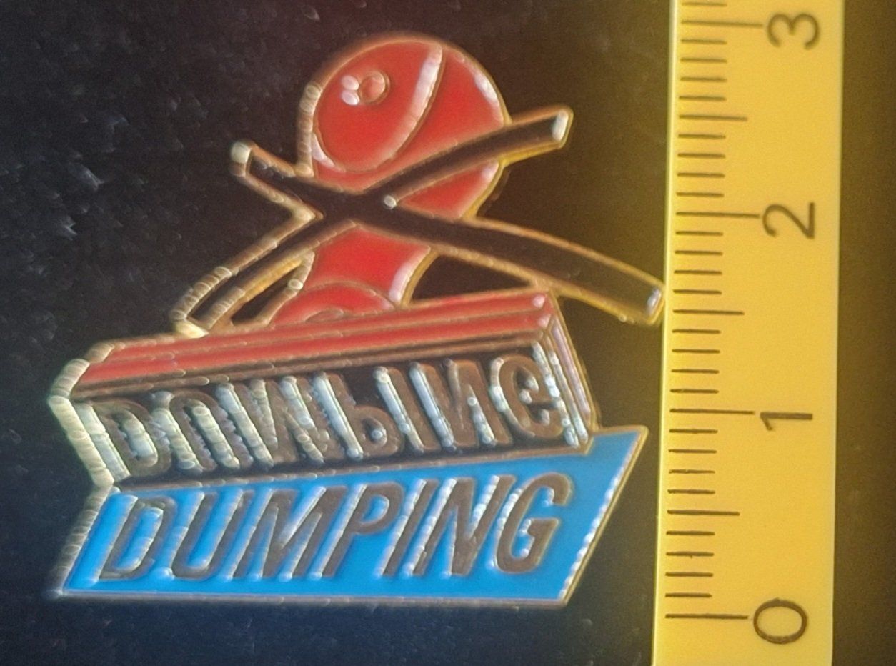 Plaquettes & Badges: Pin "Dumping" – D'occasion à Zug par Sdoerfli
