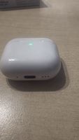 Apple AirPods 4 ANC