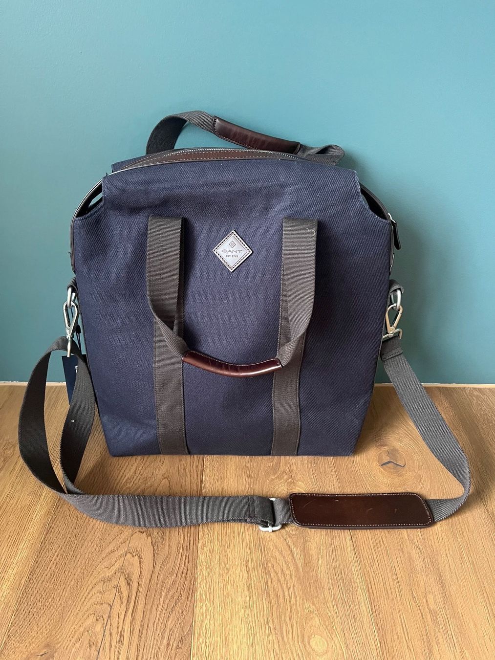 Gant Sacs: GANT Bürotasche dunkelblau – Neuf avec emballage d'origine à Flims Dorf par Specials 1