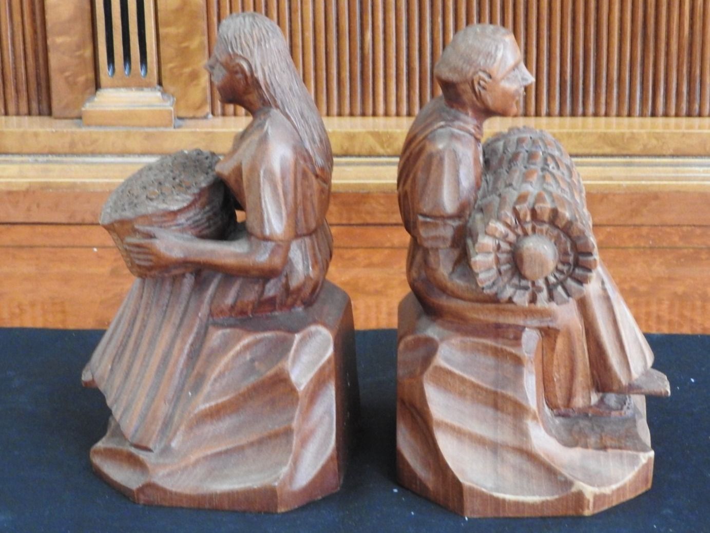 Sculture & Statue: Skulpturen / Buchstützen – Usato da Stetten AG venduto da Brissago25 2