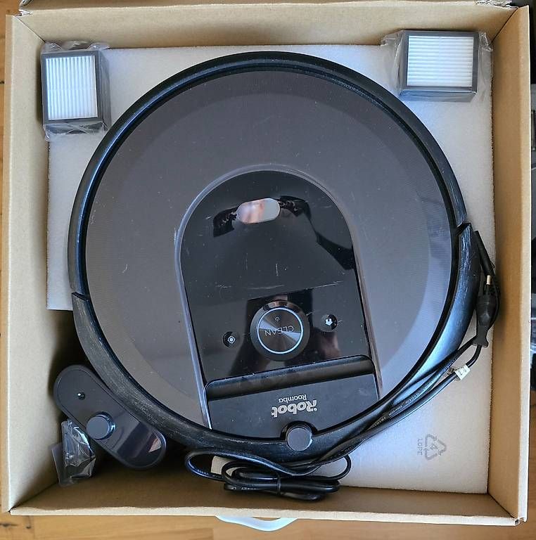 Irobot Aspirapolveri & Accessori: Aspirateur Robot – Usato da Hauteville venduto da Alain011111116