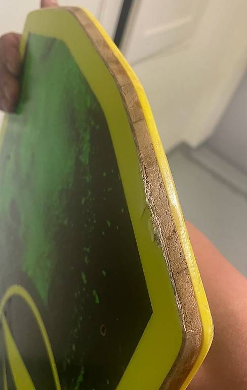 Planches de surf: Hyperlite PBJ 138cm Wakeboard Package + helmet  – D'occasion à Zürich par edw_8c2m 2