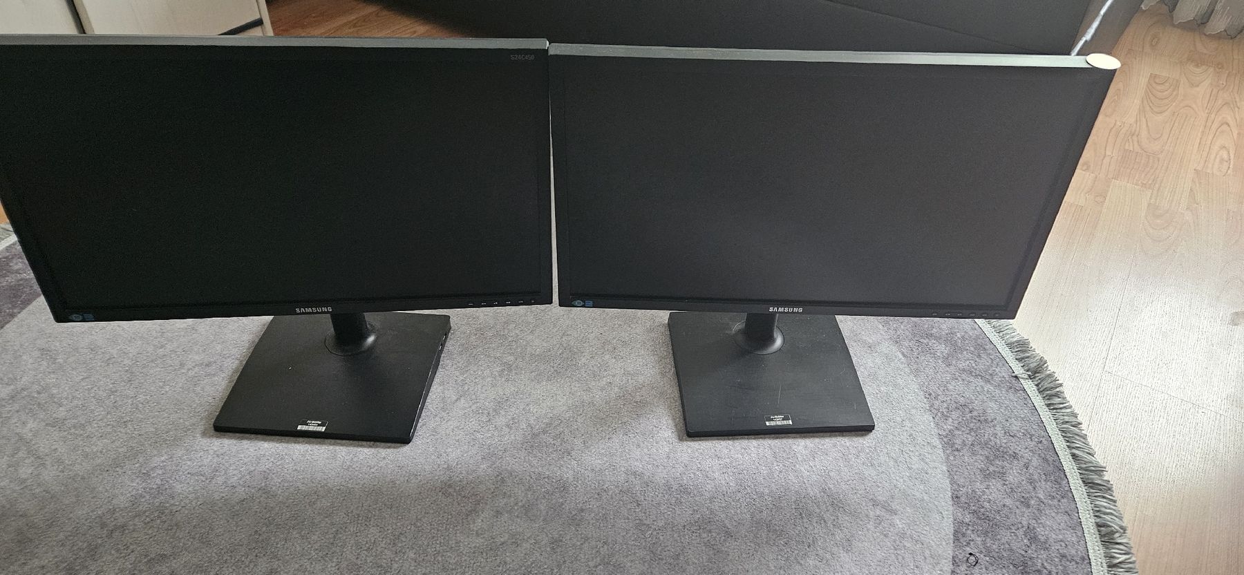 Samsung Monitor: 2 Samsung Monitoren – Usato da Subingen venduto da Supernova