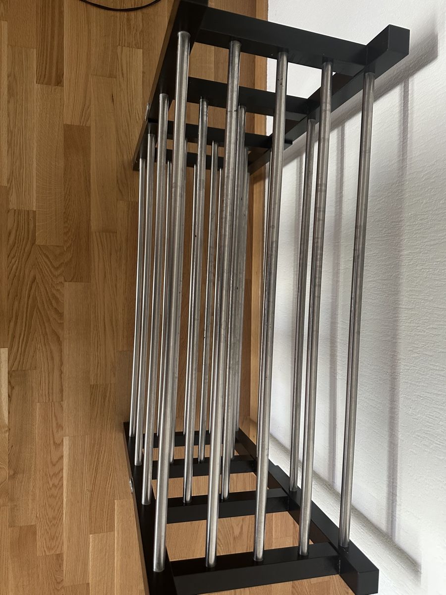 Ikea Scaffali: IKEA Schuhregal schwarz/silber, stapelbar – Usato da Bülach venduto da ann_l992 1