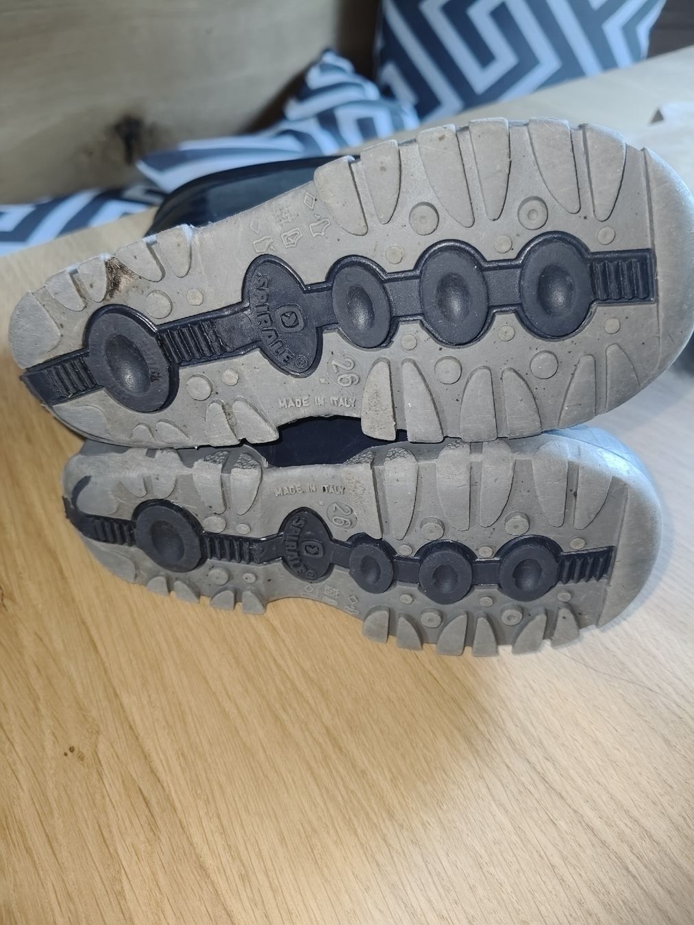 Schuhe für Jungen: Kinder Gummistiefel / Regenstiefel, Gr. 26 – Gebraucht aus Flumserberg Bergh von tamaramullis 3