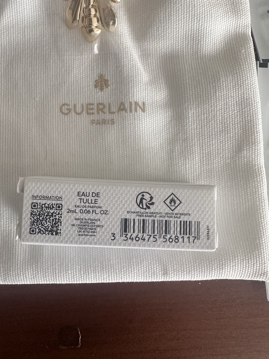 Guerlain Maquillage: Guerlain - Pochette en toile avec accessoires  – Neuf avec emballage d'origine à Basel par Vanluxe 8