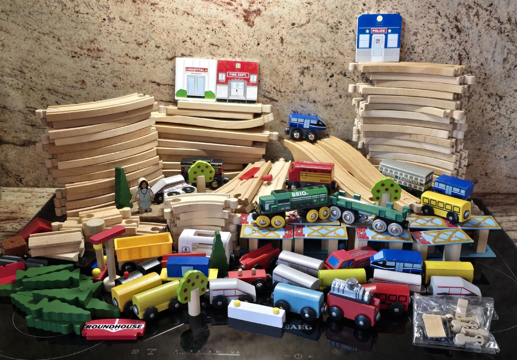 Brio Spielzeuge: 137 Teile BRIO – Gebraucht aus Walkringen von Vanuca