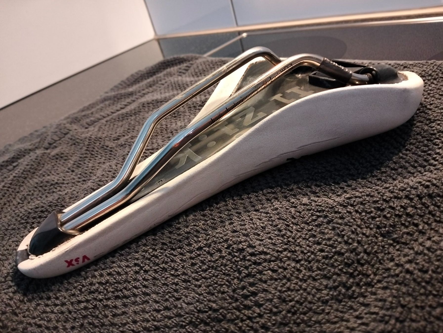 Fizik Pezzi di ricambio: Fizik Antares VS X Sattel – Usato da Uster venduto da KarlZH 6