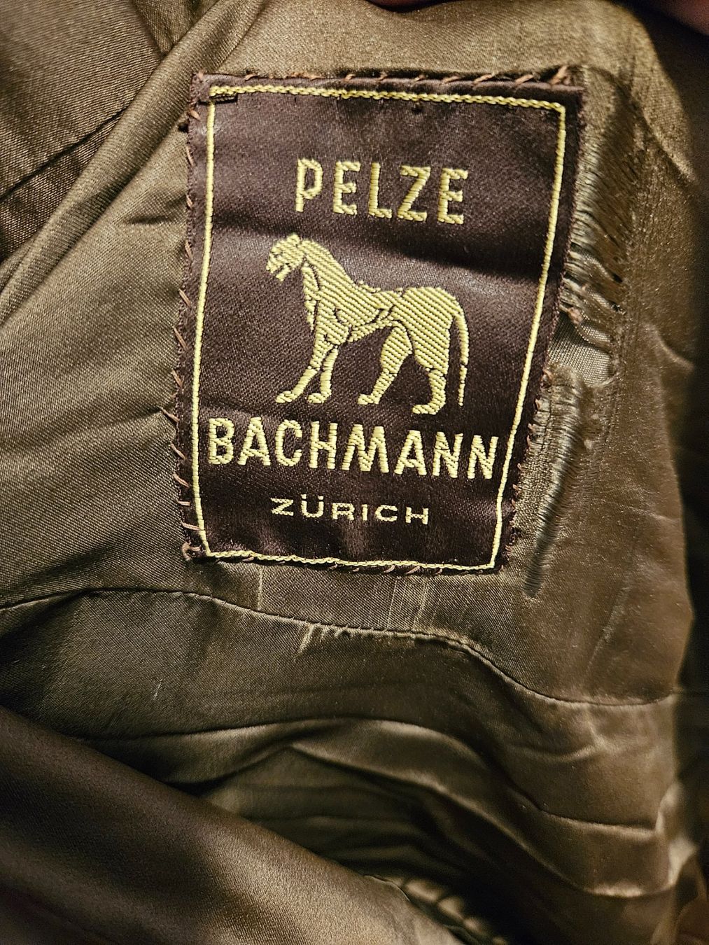 Nerz Manteaux: Nerzmantel – D'occasion à Rorschach par die_tdv9 4
