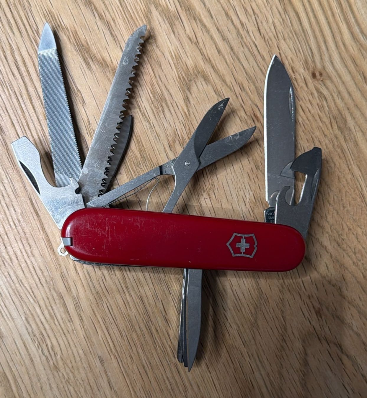 Victorinox Taschenmesser: VICTORINOX SACKMESSER – Gebraucht aus Zürich von Frei-Occasionen 2