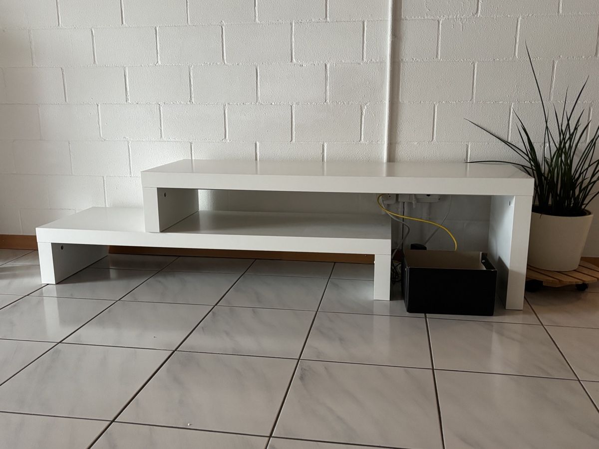 TV Möbel: TV Möbel – Gebraucht aus Hunzenschwil von nao_62vx