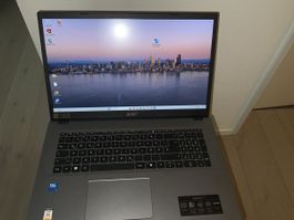 Acer Aspire Go 17 Laptop Intel Core silber neuwertig
