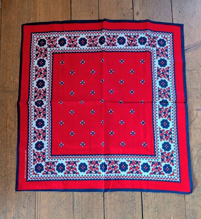 Vintage Halstuch/Kopftuch, Rot mit Blumenmuster