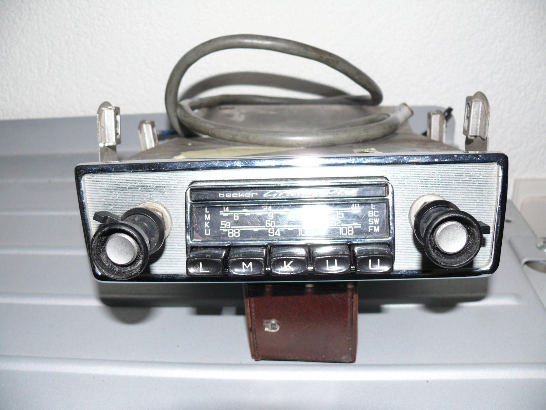 Becker Radios: Becker Grand Prix Vintage umgerüstet auf DAB – D'occasion à Wolfertswil par mic_vy7d