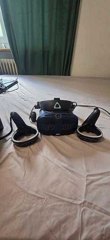 Casco VR: HTC VIVE COSMOS - Visore VR Completo – Usato da Osogna venduto da Mrliam2614 1