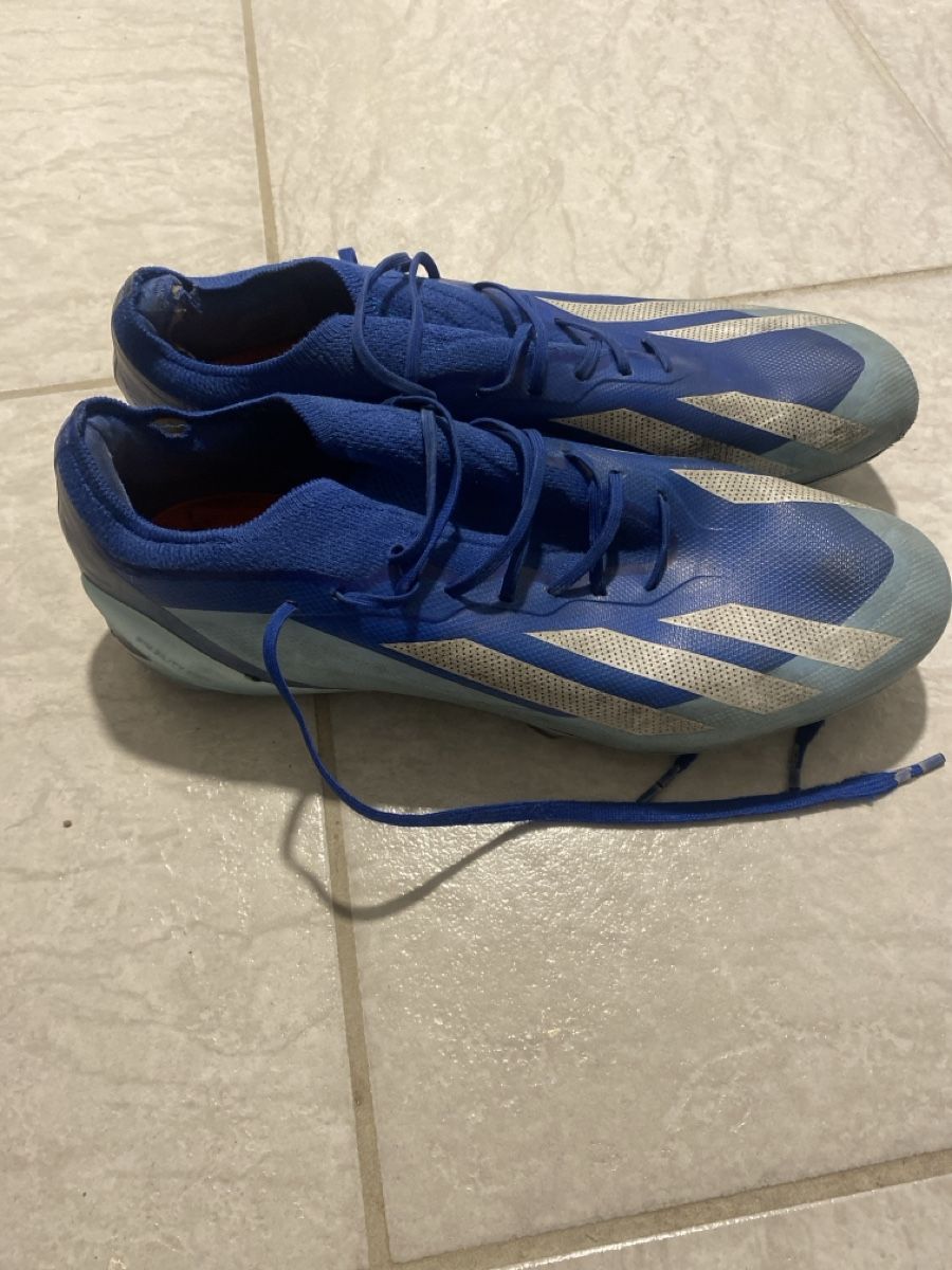 Chaussures hommes: Fussballschuhe Gr.44 – D'occasion à Wangen b. Olten par janfon 1
