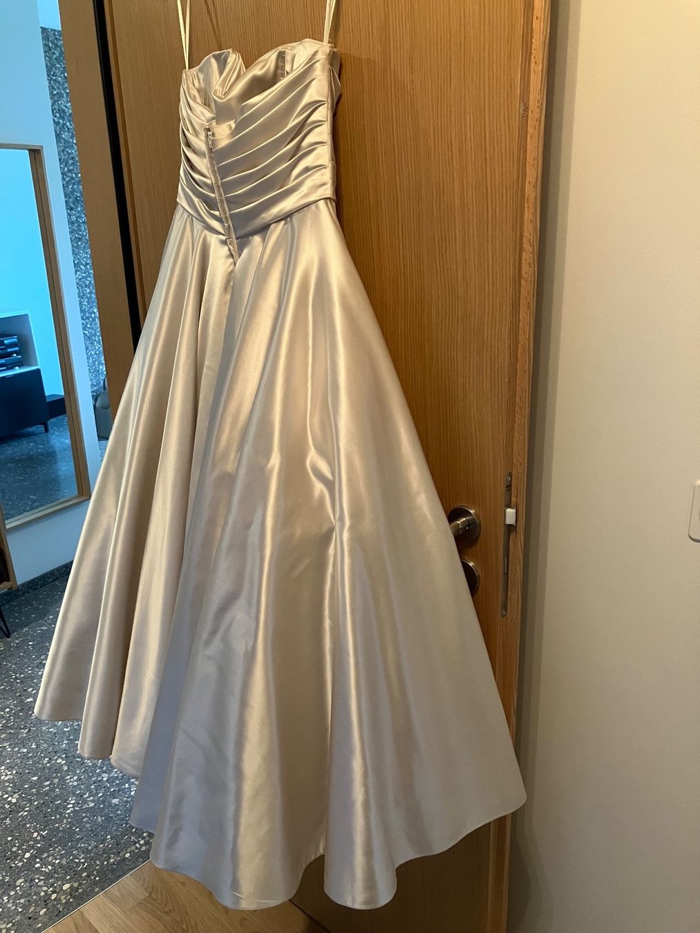 Vestiti: Hochzeitskleid Ballkleid 38 – Nuovo (secondo la descrizione) da Zürich venduto da bet_pjx9 5