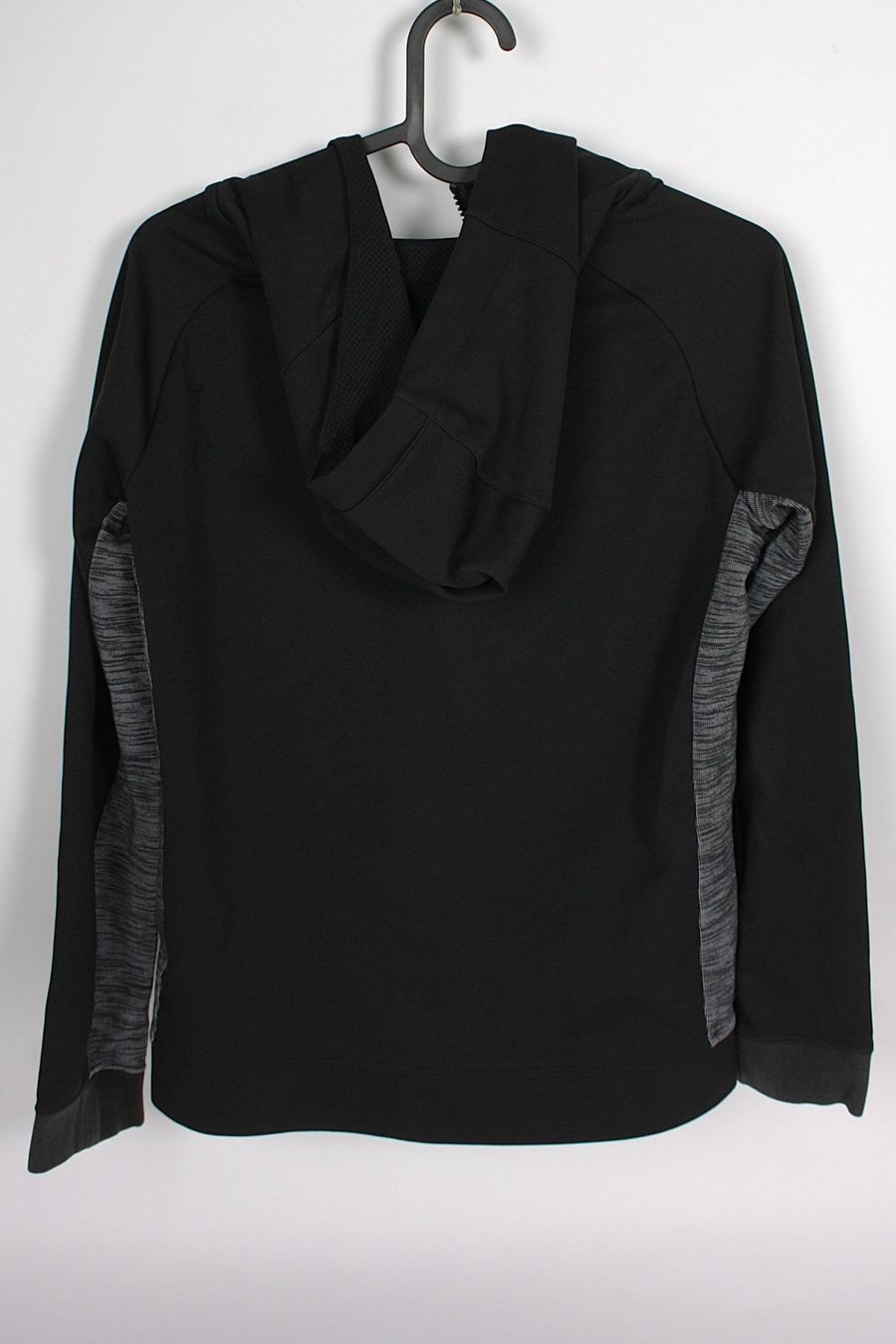 Nike Giacche: NIKE Sportjäggli schwarz L – Usato da Zollikofen venduto da Restwert_Zollikofen 1