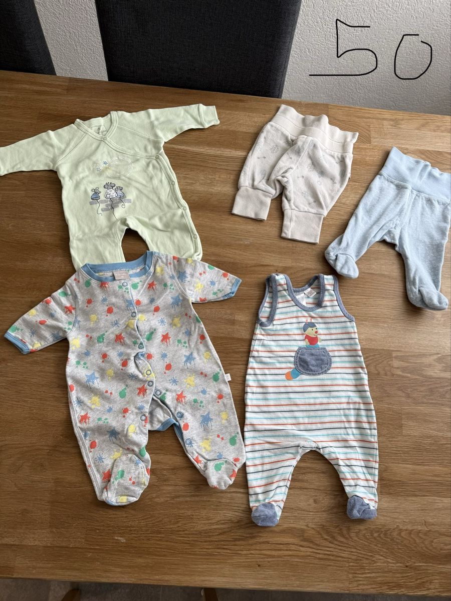 Lotti & Set di vestiti: Babykleider Grösse 50-68 – Nuovo (secondo la descrizione) da Unteriberg venduto da kar_x6ms 1