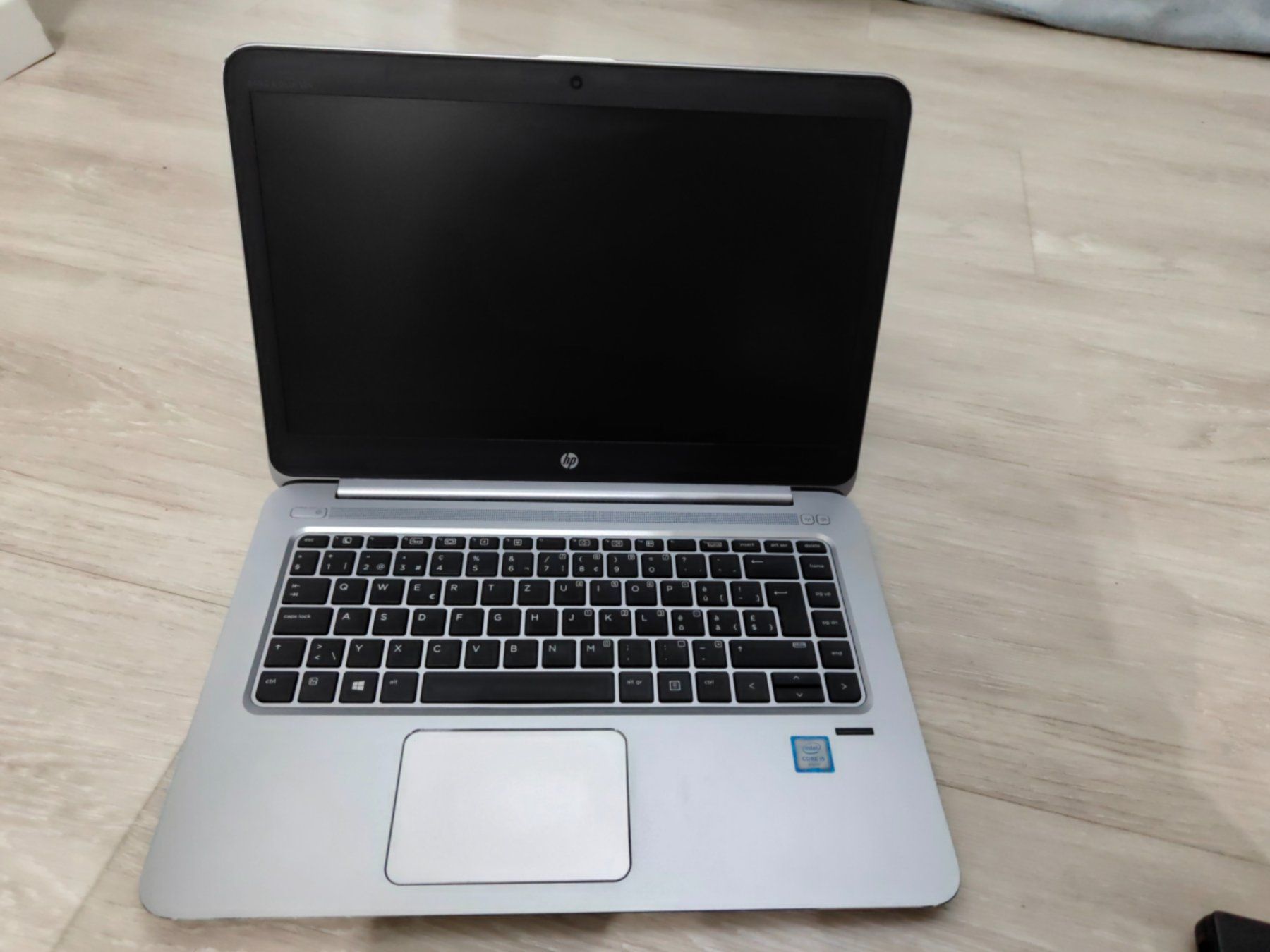 Hewlett Packard Portables: HP EliteBook Folio 1040 G3 – D'occasion à Egerkingen par Niceli1