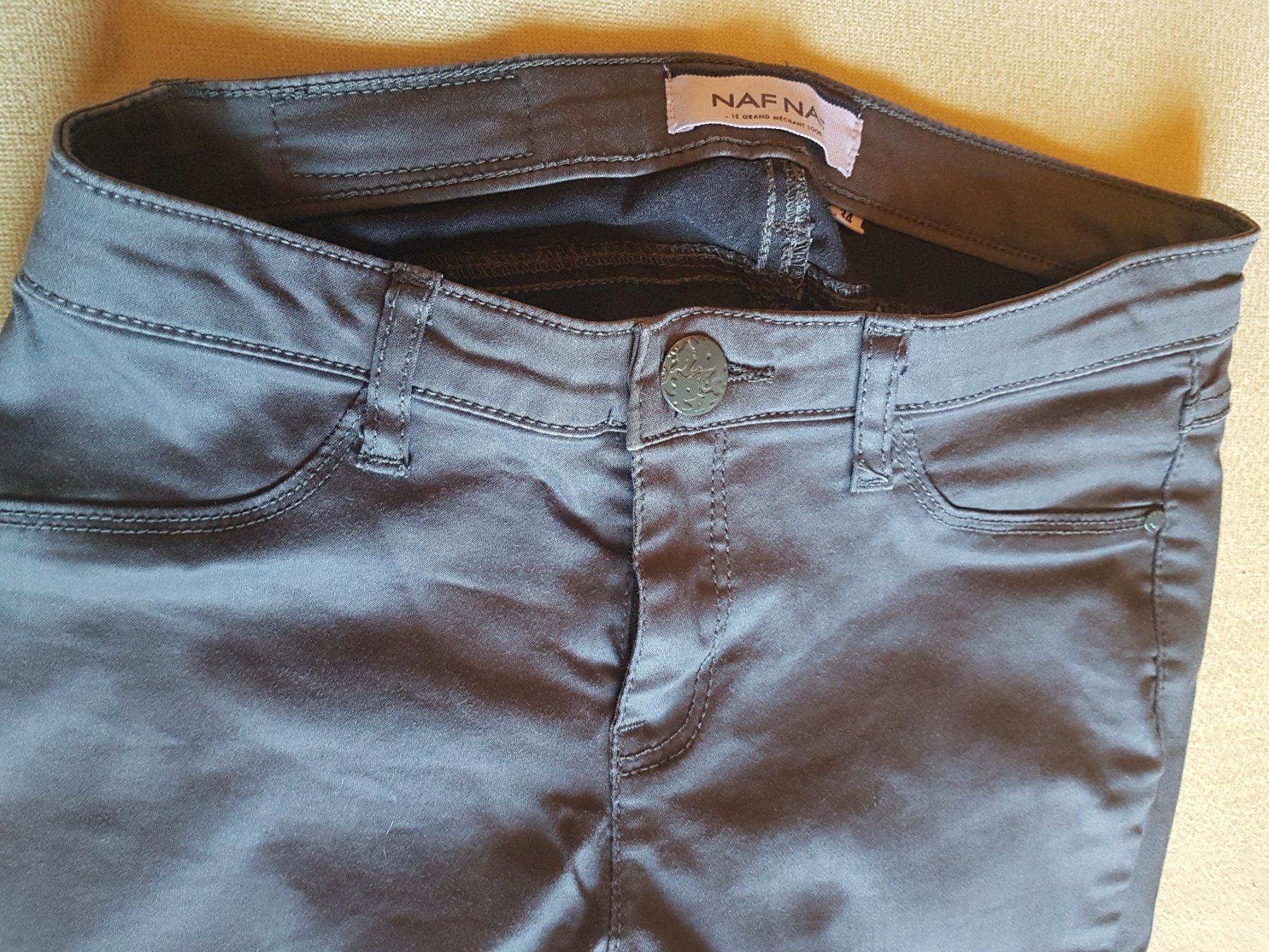 Nafnaf Hosen: Pantalon gris taille 34 marque Nafnaf – Gebraucht aus Villiers von san_jn5w 1
