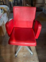 Sessel rot mit Metallfuss gebraucht guter Zustand