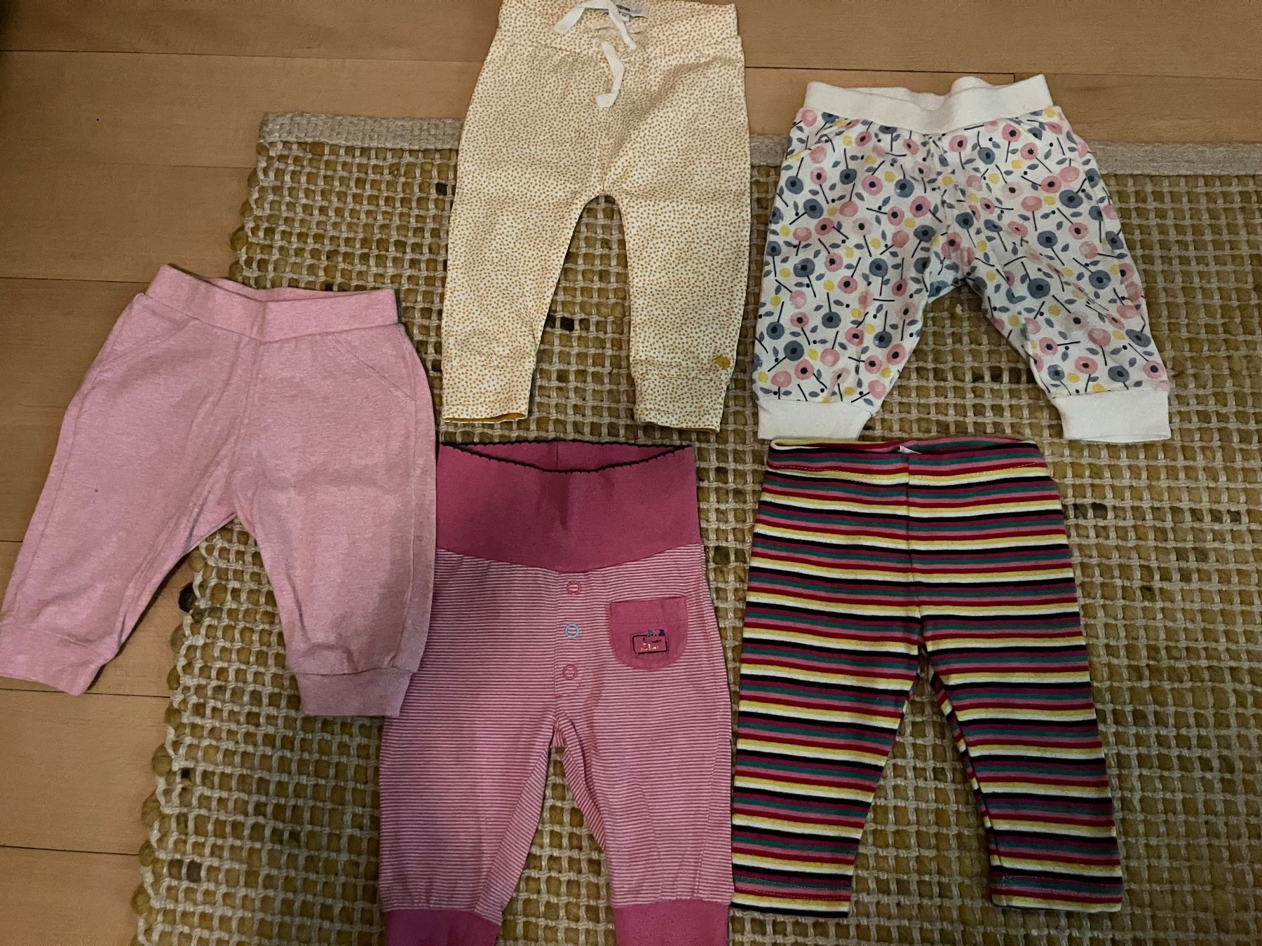 Lotti & Set di vestiti: Babyhosen – Usato da Zürich venduto da Bergsonne04