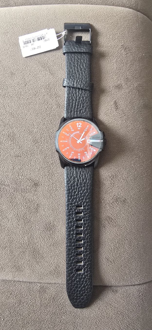 Diesel Orologi: Diesel Master Chief DZ1657 – Nuovo (secondo la descrizione) da Le Noirmont venduto da desoto55