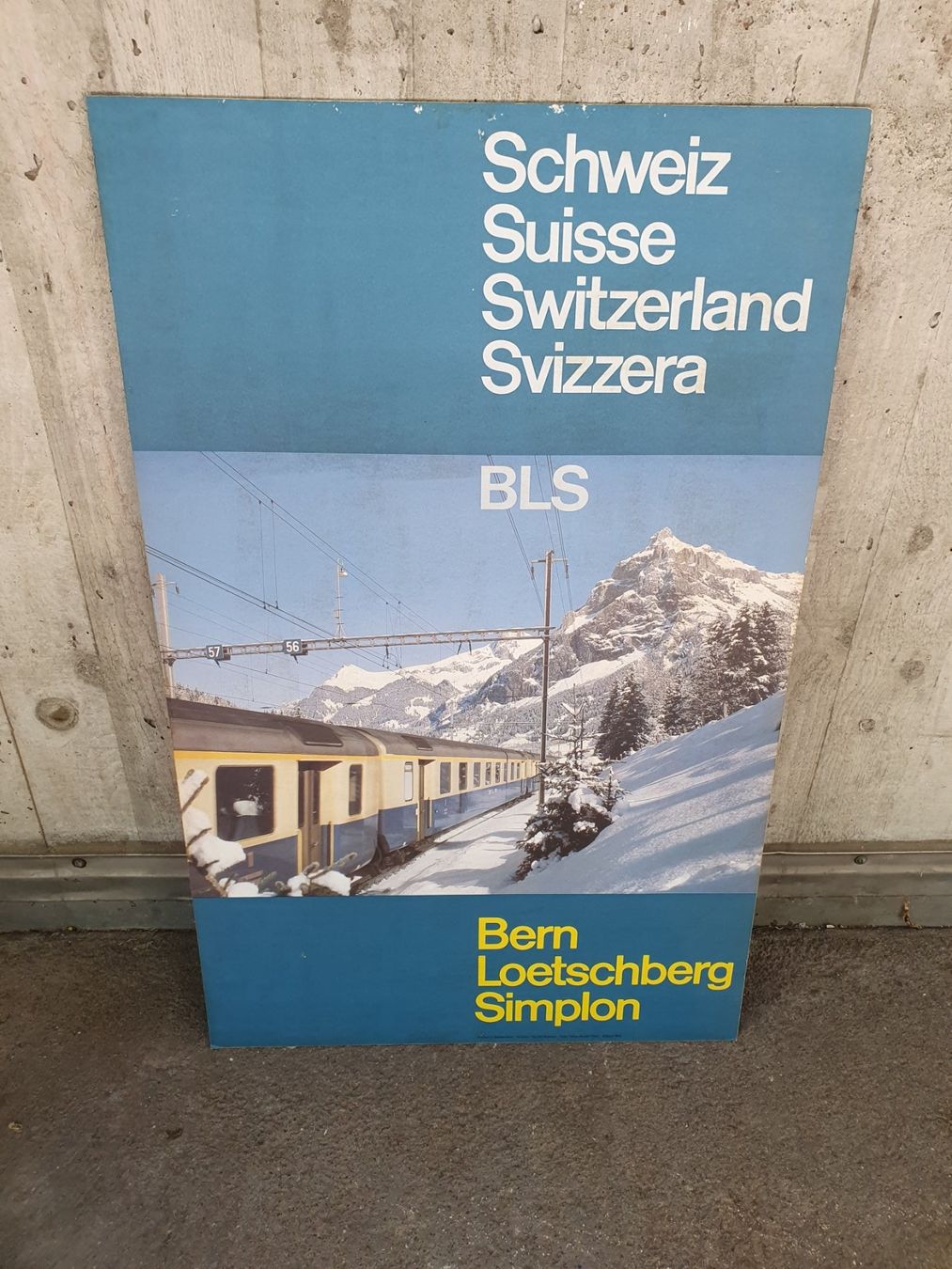 Poster & Bilder: CH Bahn-Plakat / BLS / Bern-Loetschberg-Simplon / Aufgezogen – Neu (gemäss Beschreibung) aus Zürich von BLS58MA