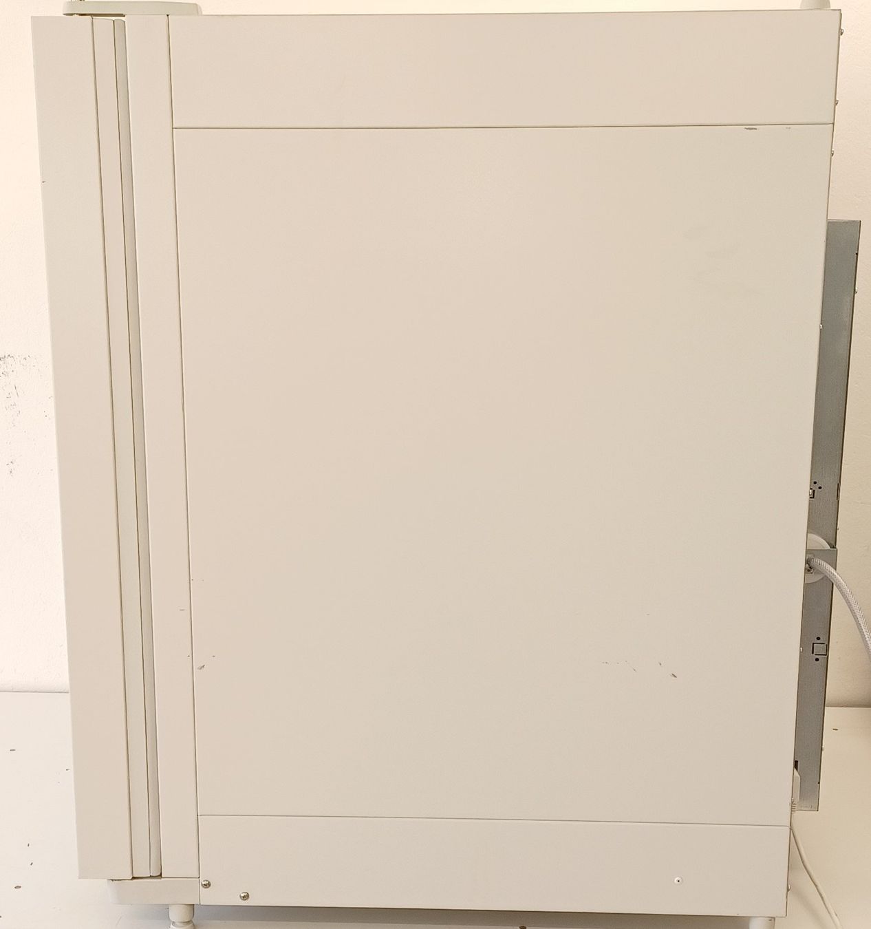 Accessori da laboratorio: Thermo Scientific Heracell 240i – Usato da Niederdorf venduto da LeptonAG_Labor 5