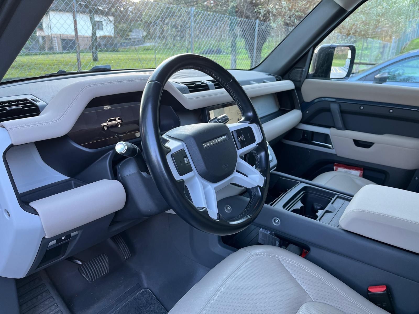 Land Rover Autos: Land Rover Defender 110 D250 SE 2021 – Gebraucht aus Montagnola von gca_2fc8 3